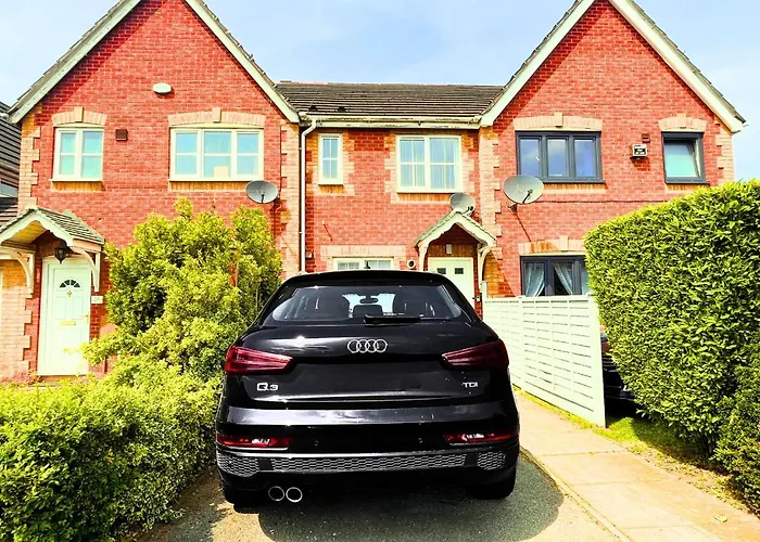 Central Peaceful Home With Parking, Wi-Fi And Garden